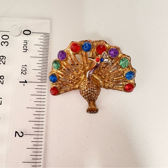 Vintage, Colorful Peacock Brooch - Picture 2 of 8